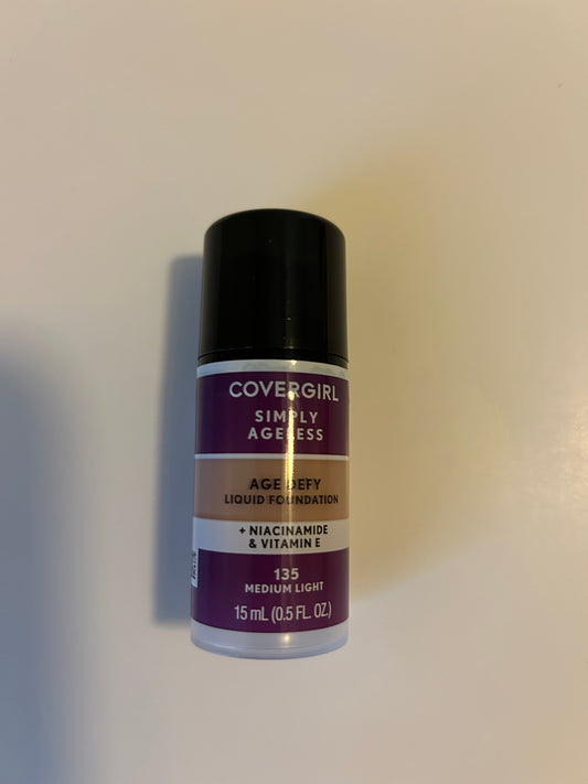 Covergirl Simply Ageless Age Defy Medium Light 135